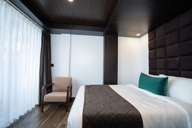 The West Gate Posada By Summit