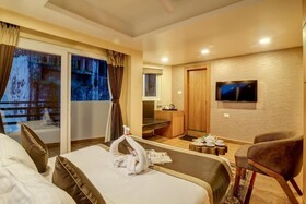 Wonder Woods Boutique Hotel