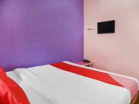 Costarica Guest House by OYO Rooms