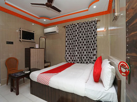 Hotel Priyadarshini BY OYO Rooms