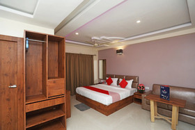 Pikus Inn By OYO Rooms