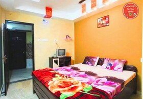 Prateek Residency by Goroomgo