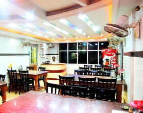 Prateek Residency by Goroomgo