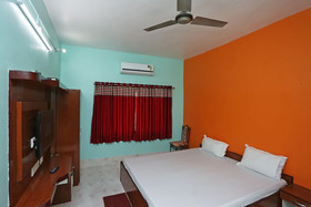 Royal Bangal by OYO Rooms