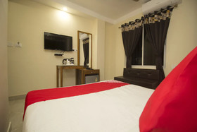 Silver Crescent By OYO Rooms