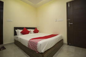 Silver Crescent By OYO Rooms