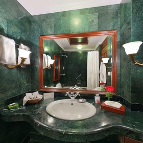 The Elgin Silver Oaks, Kalimpong