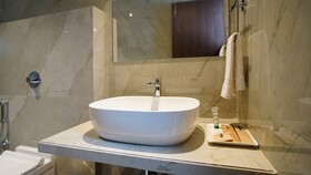 Swarna Hotel & Resort