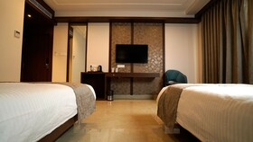 Swarna Hotel & Resort