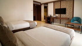 Swarna Hotel & Resort