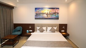Swarna Hotel & Resort