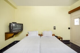The Hotel Park by OYO Rooms