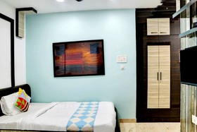 Amit Guest House by Goroomgo