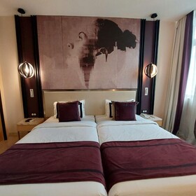 Beyzaa Hotel & Suites Kolkata