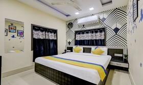 Dreamland Guest House by Treebo