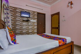 Fabexpress Saltlake Elite Stay