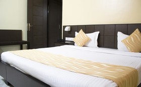 Hotel Arya International