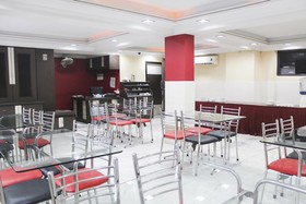 Hotel Arya International