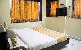 Hotel Arya International