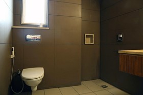 FabHotel Club Royale Airport
