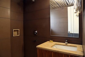 FabHotel Club Royale Airport