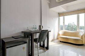 FabHotel Prime Eco Park