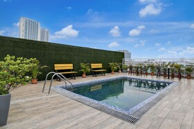 FabHotel Prime Eco Park