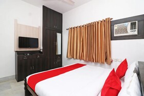 Goroomgo Manurama Kolkata