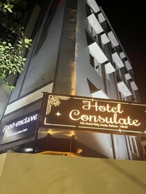 Hotel Consulate