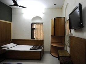Hotel Diplomat