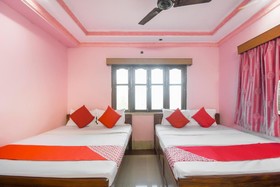 Hotel Geetanjali by OYO Rooms