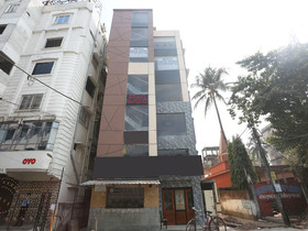 Hotel Grand Mishra International by OYO Rooms