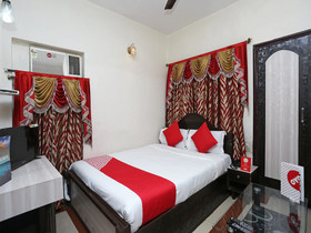 Hotel Heera Holiday Inn