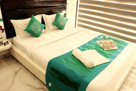 OYO 1483 Hotel Hiland Inn