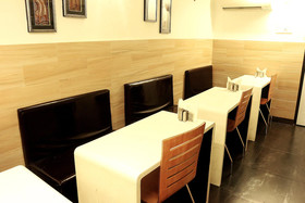 OYO 1483 Hotel Hiland Inn