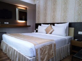 Hotel Lee International