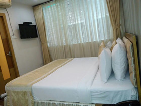 Hotel Lee International