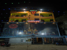 Hotel Moonlight by OYO Rooms
