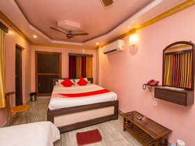 Hotel Moonlight by OYO Rooms