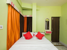 Hotel Moonlight by OYO Rooms