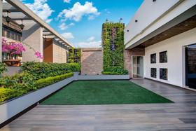 Treebo Tryst Hotel Radiant