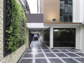 Treebo Tryst Hotel Radiant