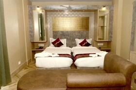 Hotel Shreesh Kolkata