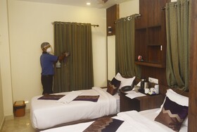Hotel Shreesh Kolkata
