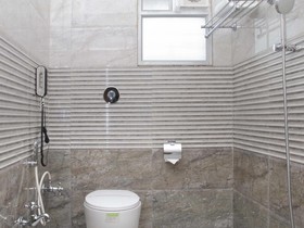 Hotel Thames International