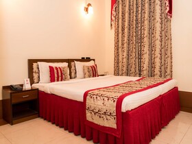 Hotel YMCA Esplanade