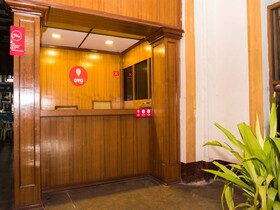 Hotel YMCA Esplanade