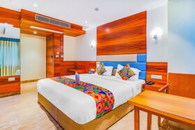 Kings Crown by FabHotels