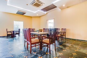 Kings Crown by FabHotels