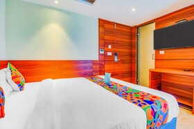 Kings Crown by FabHotels